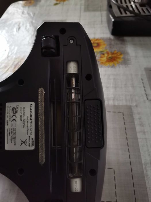 Vând aspirator cu lampa UV împotriva acarienilor