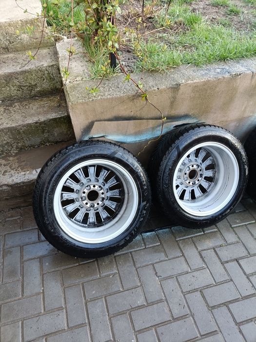 Vând 4 jante de Mercedes 16