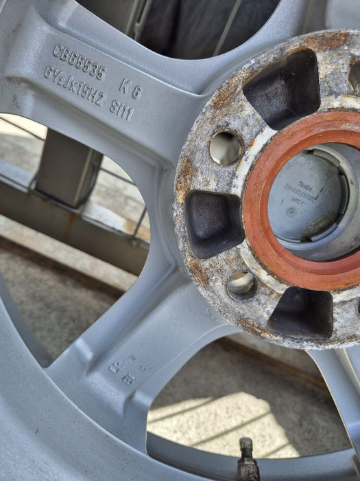 Джанти Borbet 15 цола , 5х112 , 6.5j , et40 195/65/15 Vw  Audi  Skoda