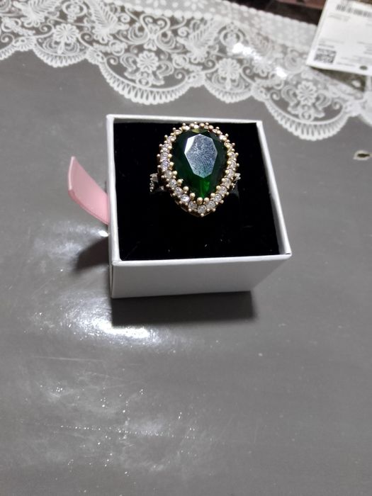 Ювелирное украшение