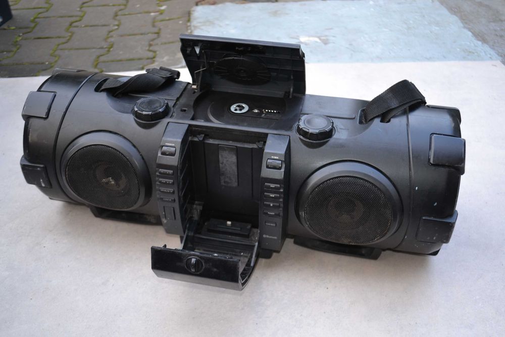 BoomBox Jvc RV NB 75 B Defect