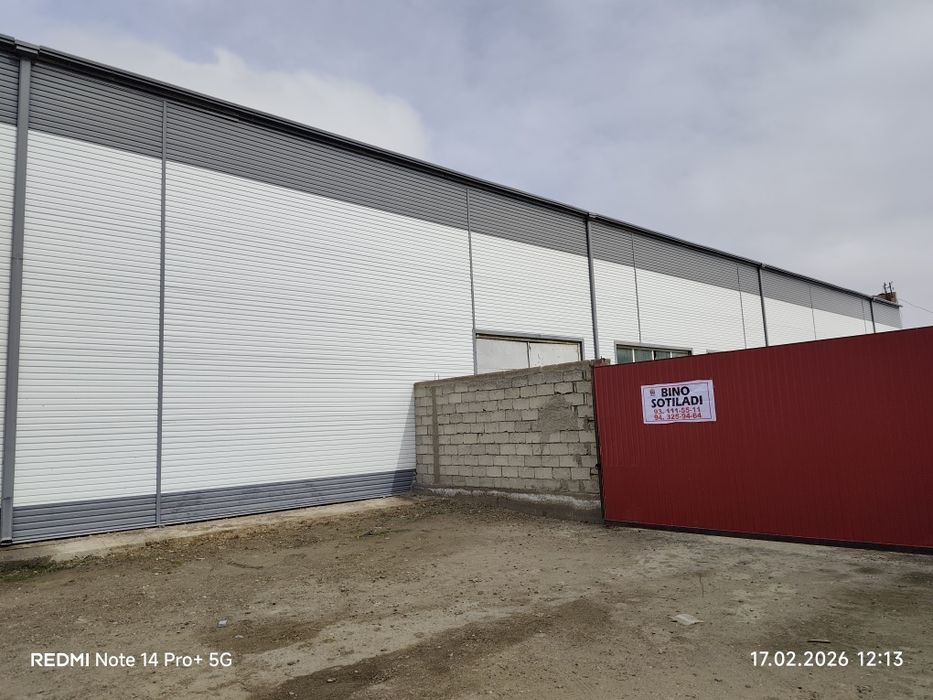 Buxoro shaxrida joylashgan 23 sotixdan iborat  noturar bino sotiladii.