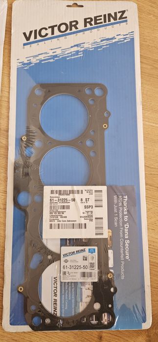 Гарнитури Victor Reinz  нови останали от ремонти