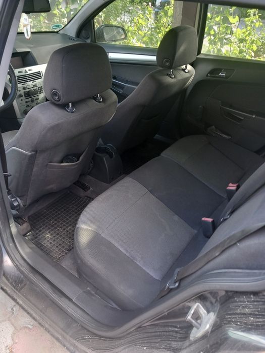 Opel Astra H  1.7 d 2010