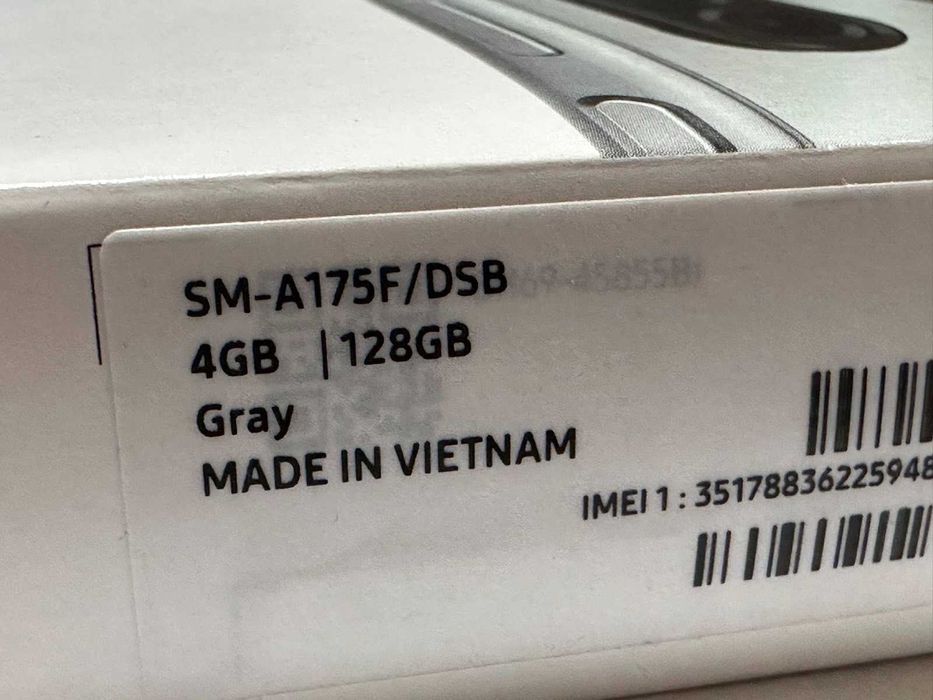 НОВ Samsung Galaxy A17 128GB 4GB RAM