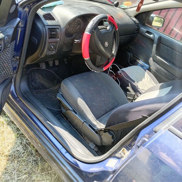 Opel Astra g de vanzare masina merge pe ori ce drum acte la zi mai multe detalii la telefon