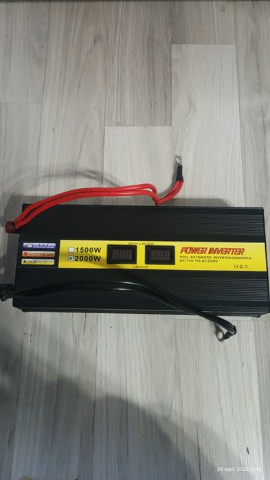 Invertor 12V - 220V, 2000 W. Breckner Germany