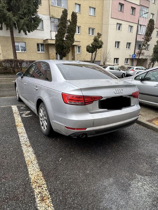 Vand Audi A4 Automat