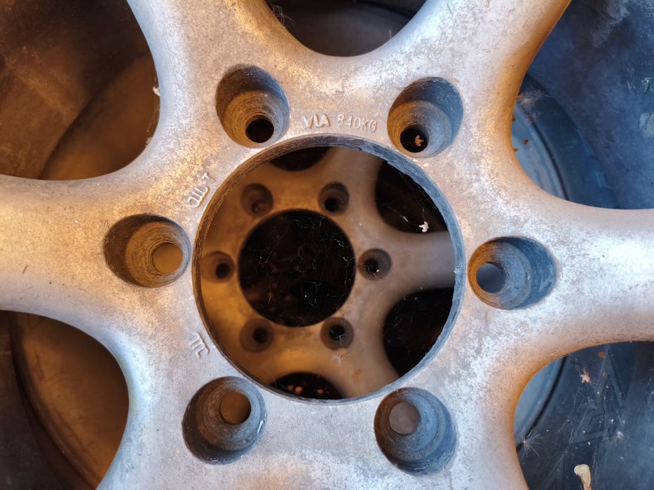 Продам комплект дисков с шинами Maxxis At
