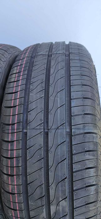 Anvelope GoodYear EfficientGrip 195 55 R16 noi