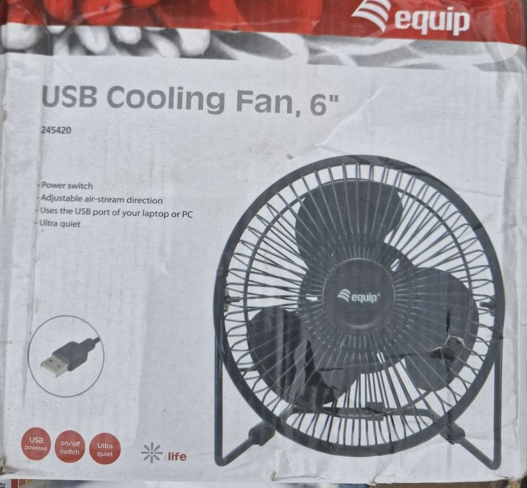 Mini ventilator de birou