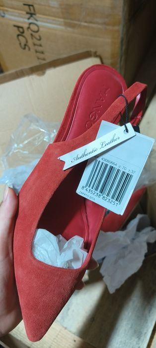 Pantofi p intoarsa MANGO cu bareta si toc 37