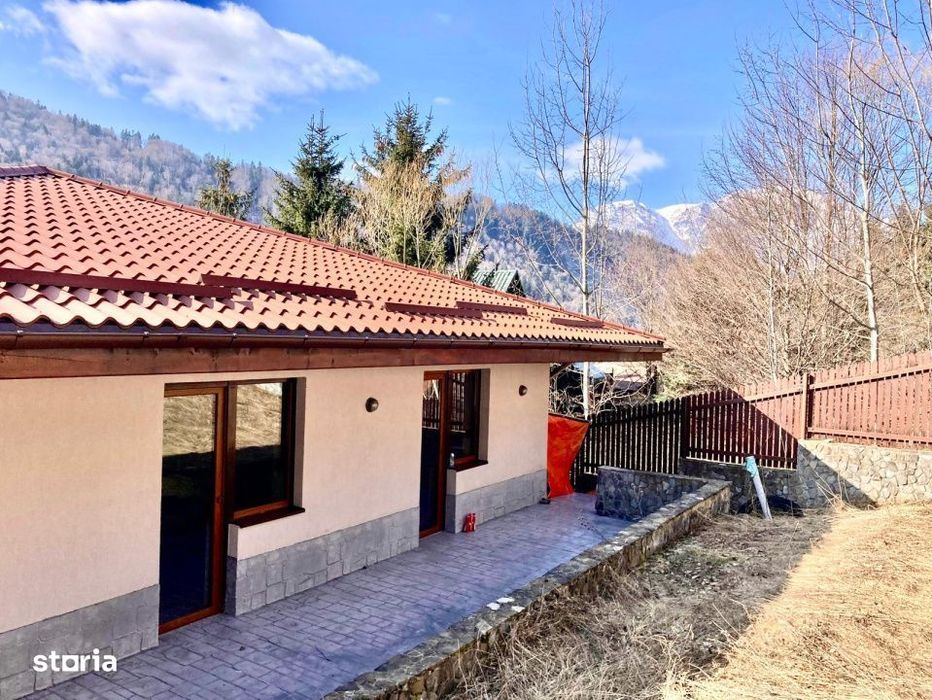 Vilă spațioasă -7 camere-vedere panoramică-Azuga