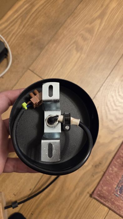 Eglo - pendul cilindric din lemn