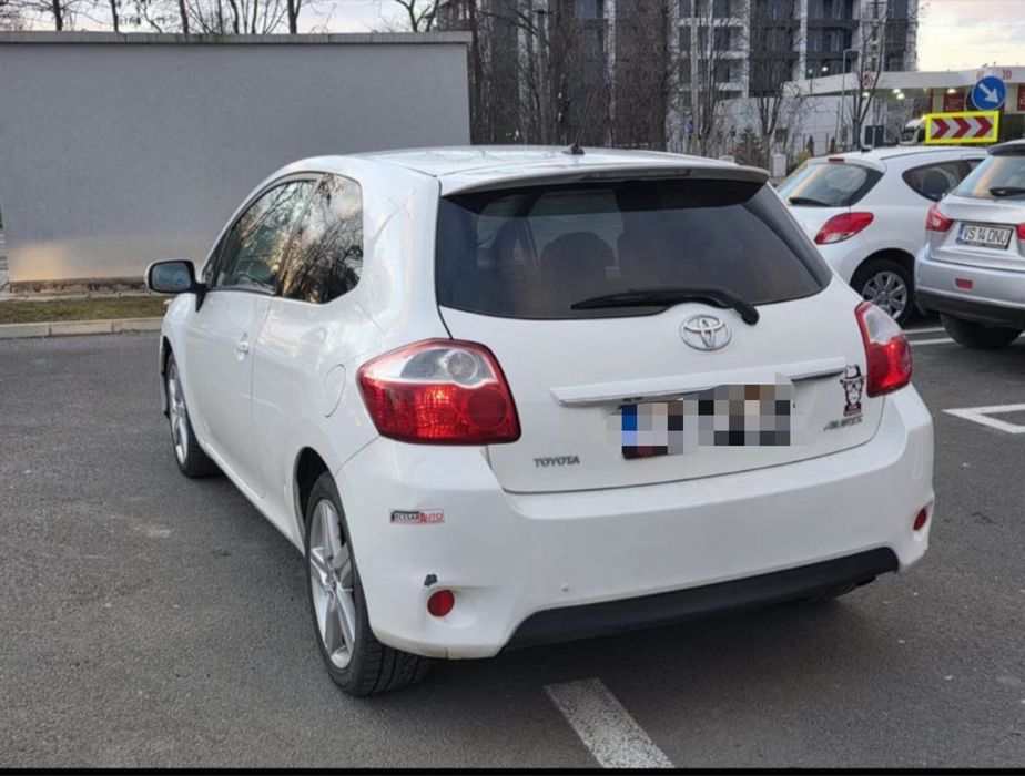 Toyota auris 2010 1.6 benzina