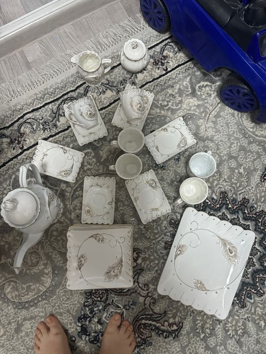 Посуда новая , очень красивая посуда