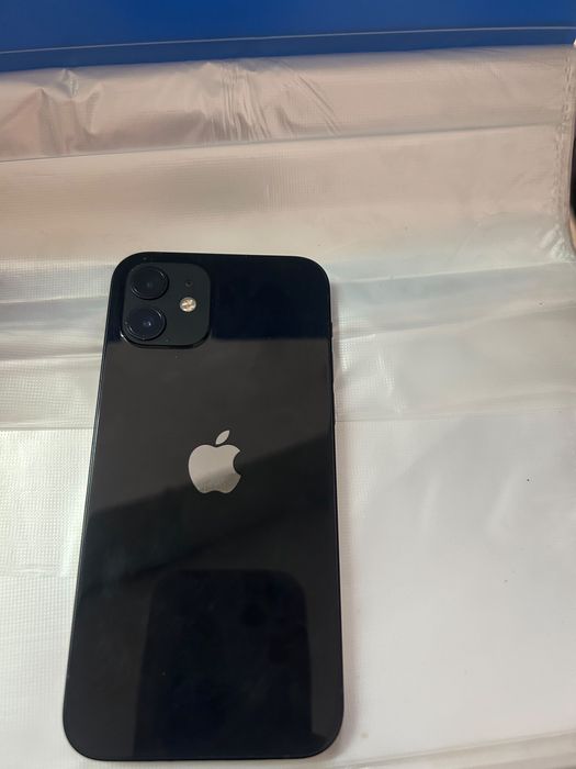 Iphone 12 черный 64 гб