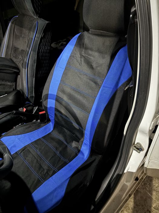 Продам авточехлы