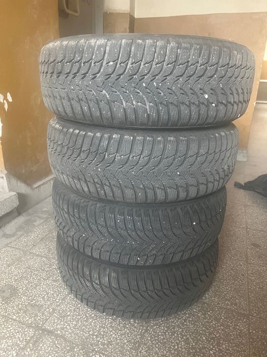 Зимни гуми с джанти 195/65/15