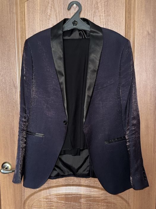 Продам смокинг и пиджак