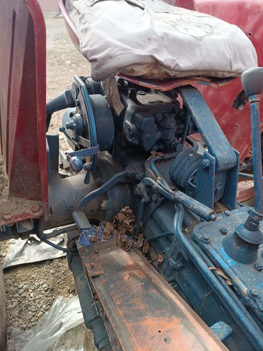 Tractor Fiat 315  de vanzare cu mici defecte + plug