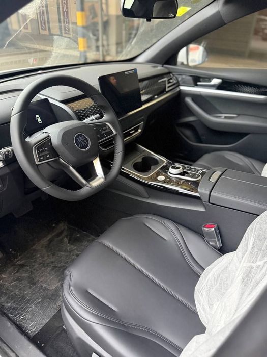 BYD Qin EV 2025 — 2