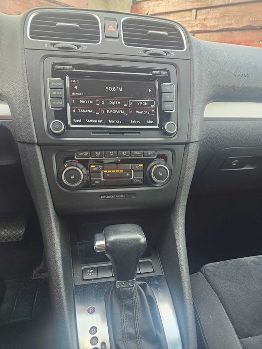 VOLKSWAGEN Golf 2010 — imagine 5