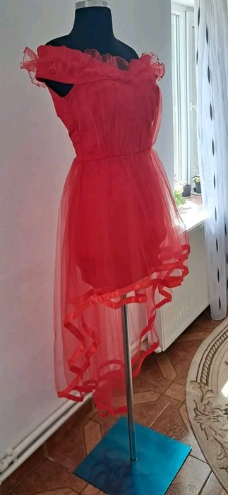 Rochie rosie eleganta