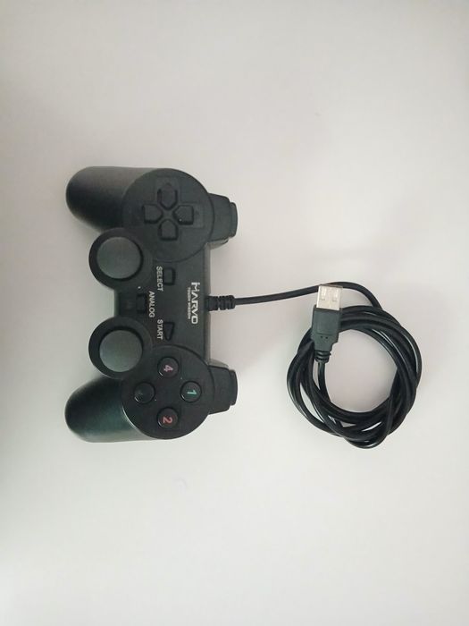 Joystick  Logitech prețul bun pentru PC
