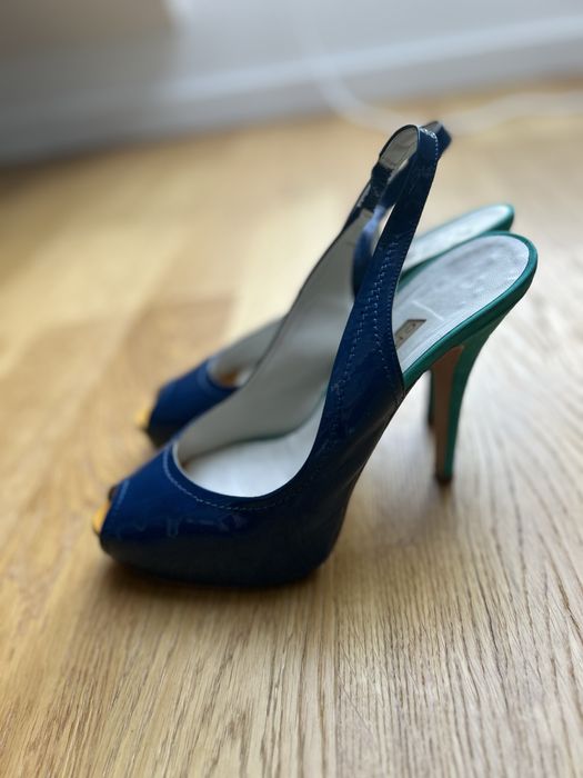 Естествена кожа токчета Chantal