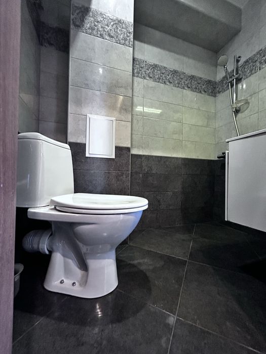 Дава се под наем Двустаен апартамент в София, Карпузица - 70 кв.м за 86.7 € - Снимка #17