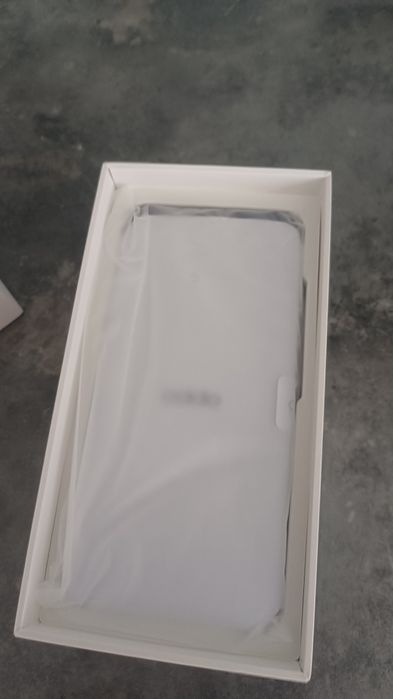 Продам Oppo a6 pro
