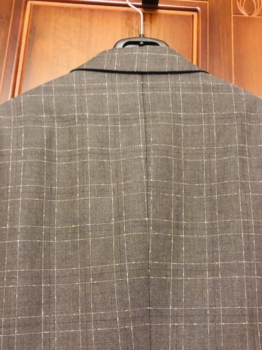 Продам мужской костюм