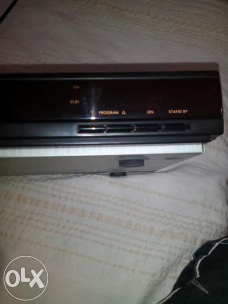 Продавам аналогов сателитен приемник