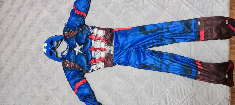 Продам детский костюм на утренник