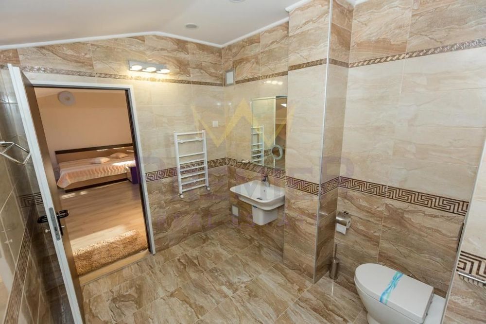 Продава се Хотел в Доспат - 780 кв.м за 641 €/кв.м - Снимка #9