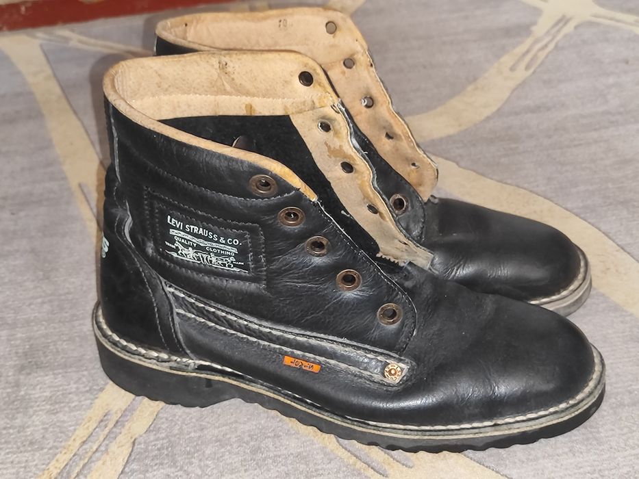 Ботинки levi's в хорошем