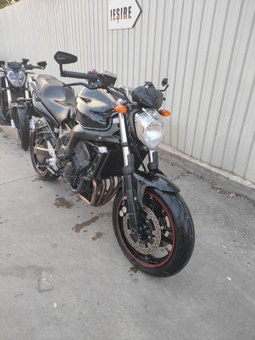 Motocicleta Yamaha fz6 (KTM  honda Suzuki , beneli )