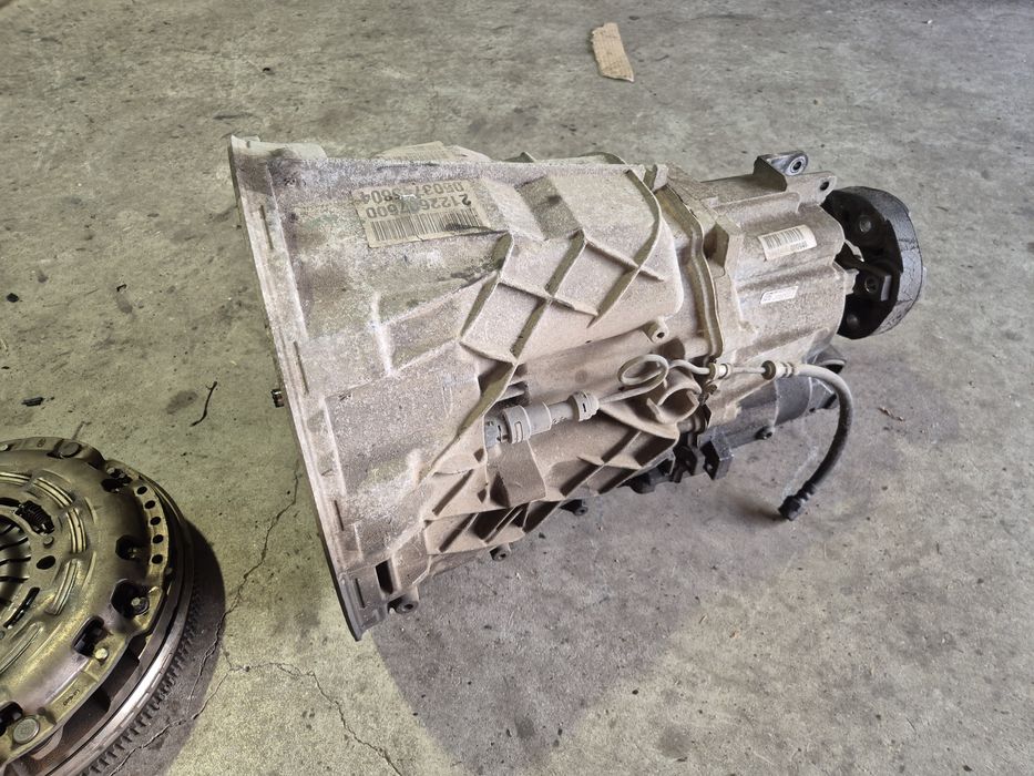 Ръчна скоростна кутия Мерцедес ОМ651 W212 W204 6 скорости Mercedes