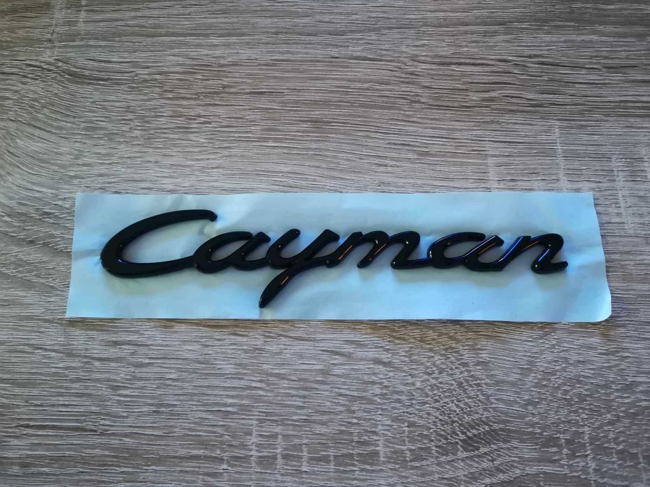 Порше Porsche Cayman черен гланц надпис емблема