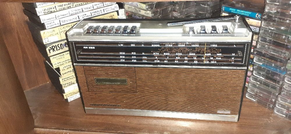Radiouri vechi de colectie
