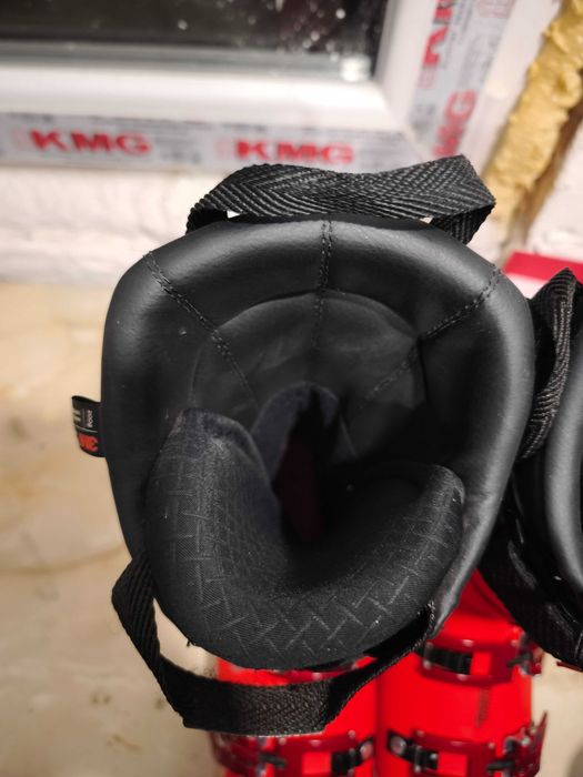 Ски обувки Atomic Redster 27.5