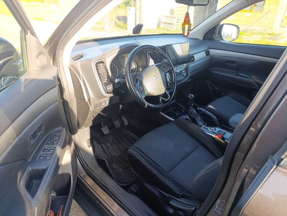Mitsubishi Outlander 2018
