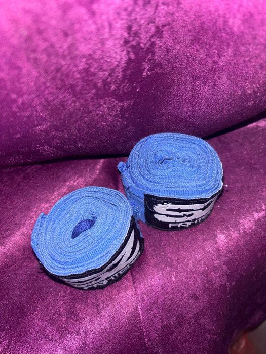 Продавам боксови ръкавици SZ Fighters