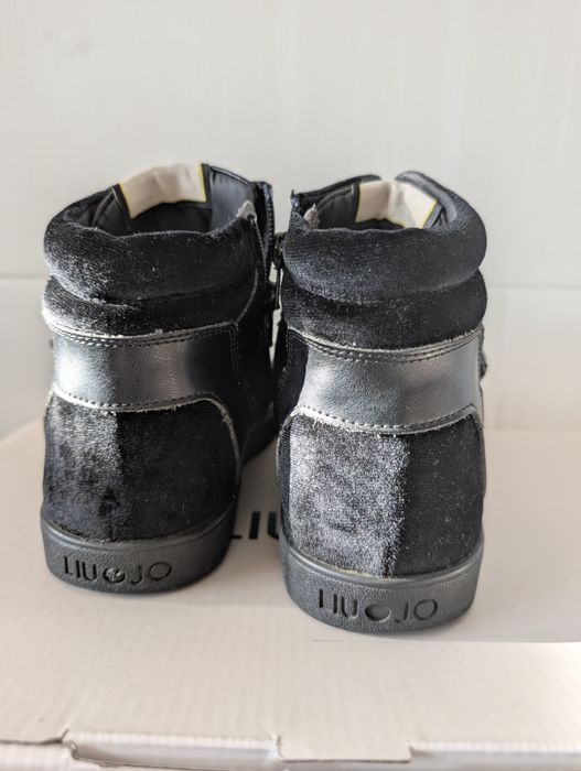 Естествена кожа Боти Lui Jo