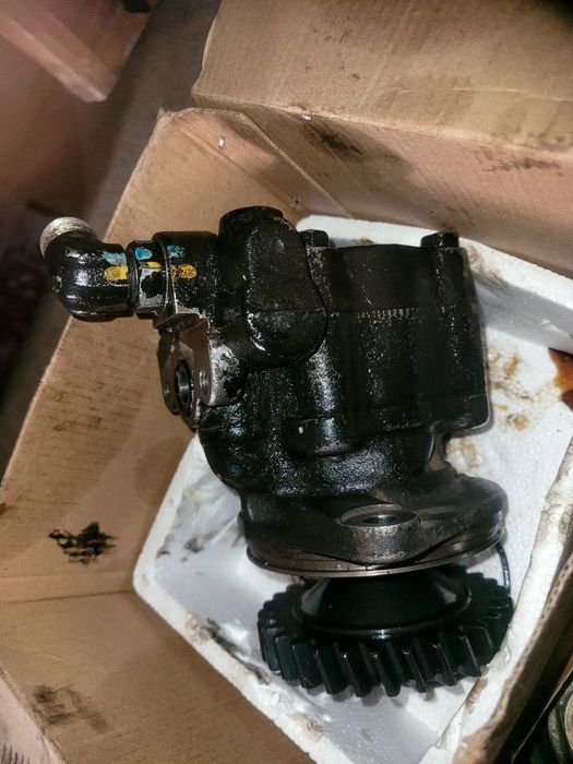 Исузи  FVR 33  6HH1  Рулевой калонка