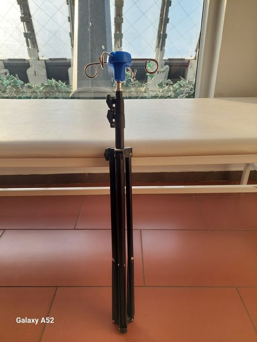 Медицинский штатив переносной