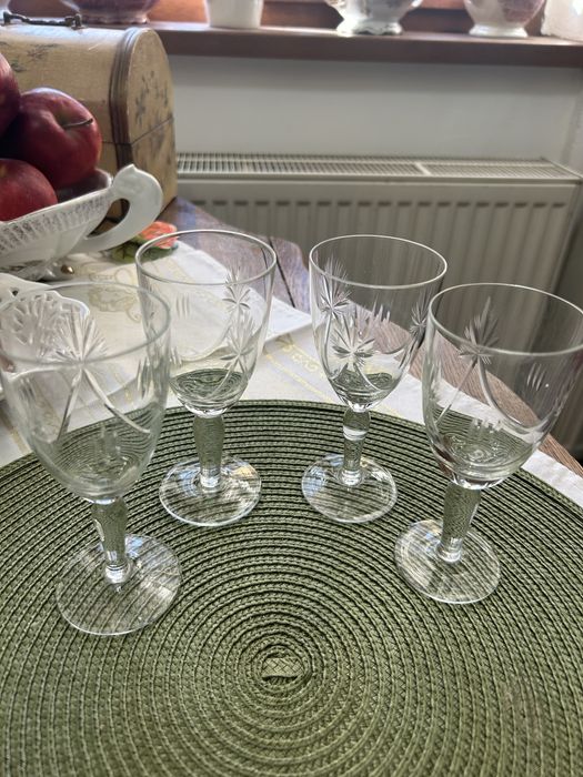 Set pahare vechi din cristal