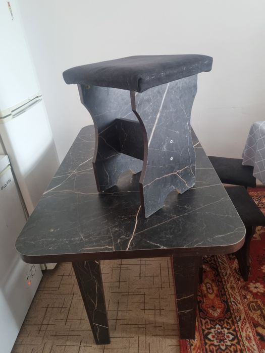 Стол стуля сатылады