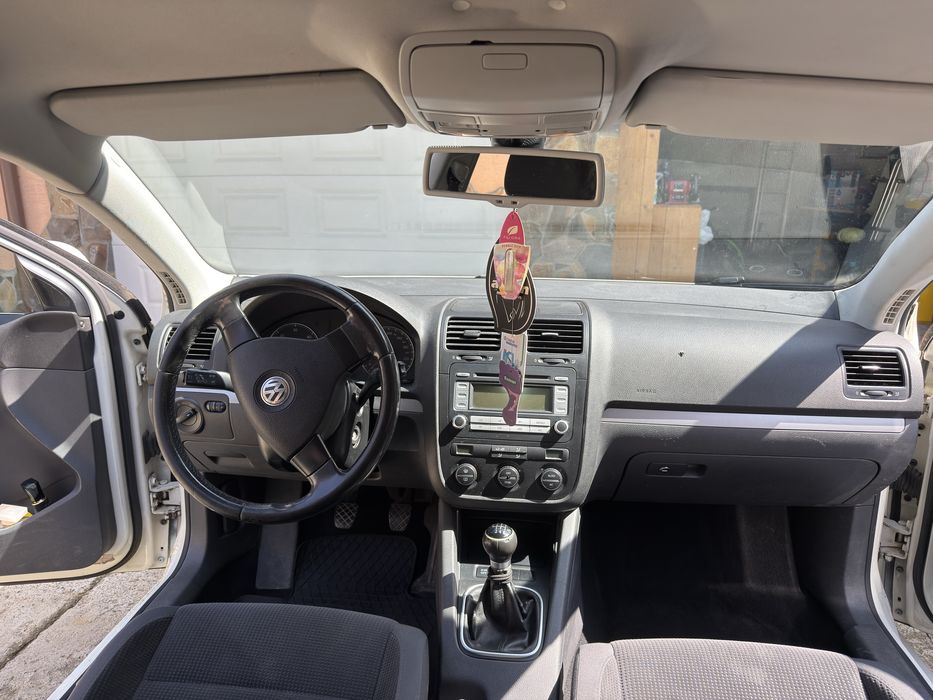 2009 Wolkswagen  JETTA  2.0 TDI